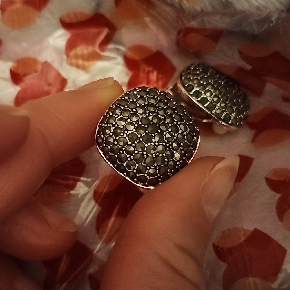 Carolee clip earrings
